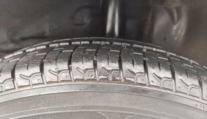 2020 Hyundai NEW SANTRO SPORTZ CNG, CNG, Manual, 21,111 km, Left Rear Tyre Tread