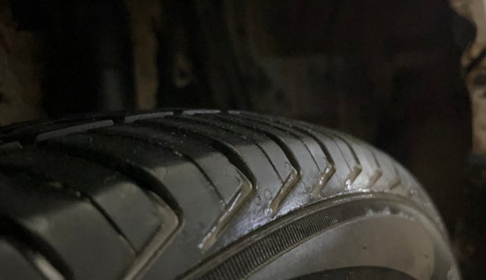 2020 Maruti New Wagon-R LXI CNG 1.0, CNG, Manual, 96,143 km, Left Rear Tyre Tread