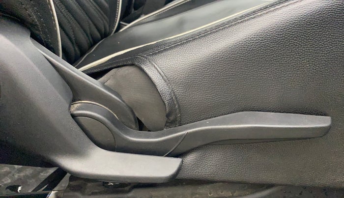 2019 Maruti Swift ZDI, Diesel, Manual, 67,211 km, Driver Side Adjustment Panel