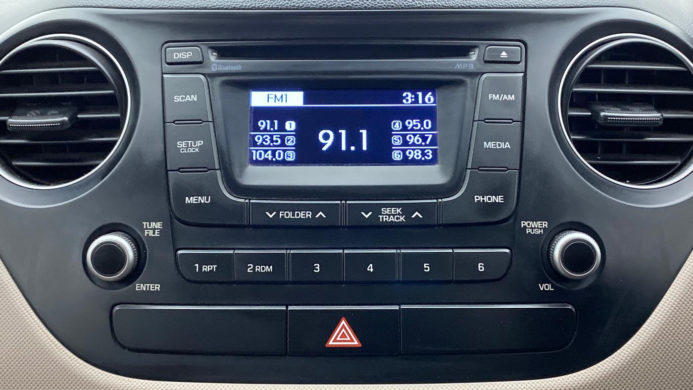 2014 Hyundai Xcent SX AT 1.2 (O), Petrol, Automatic, 40,254 km, Infotainment System