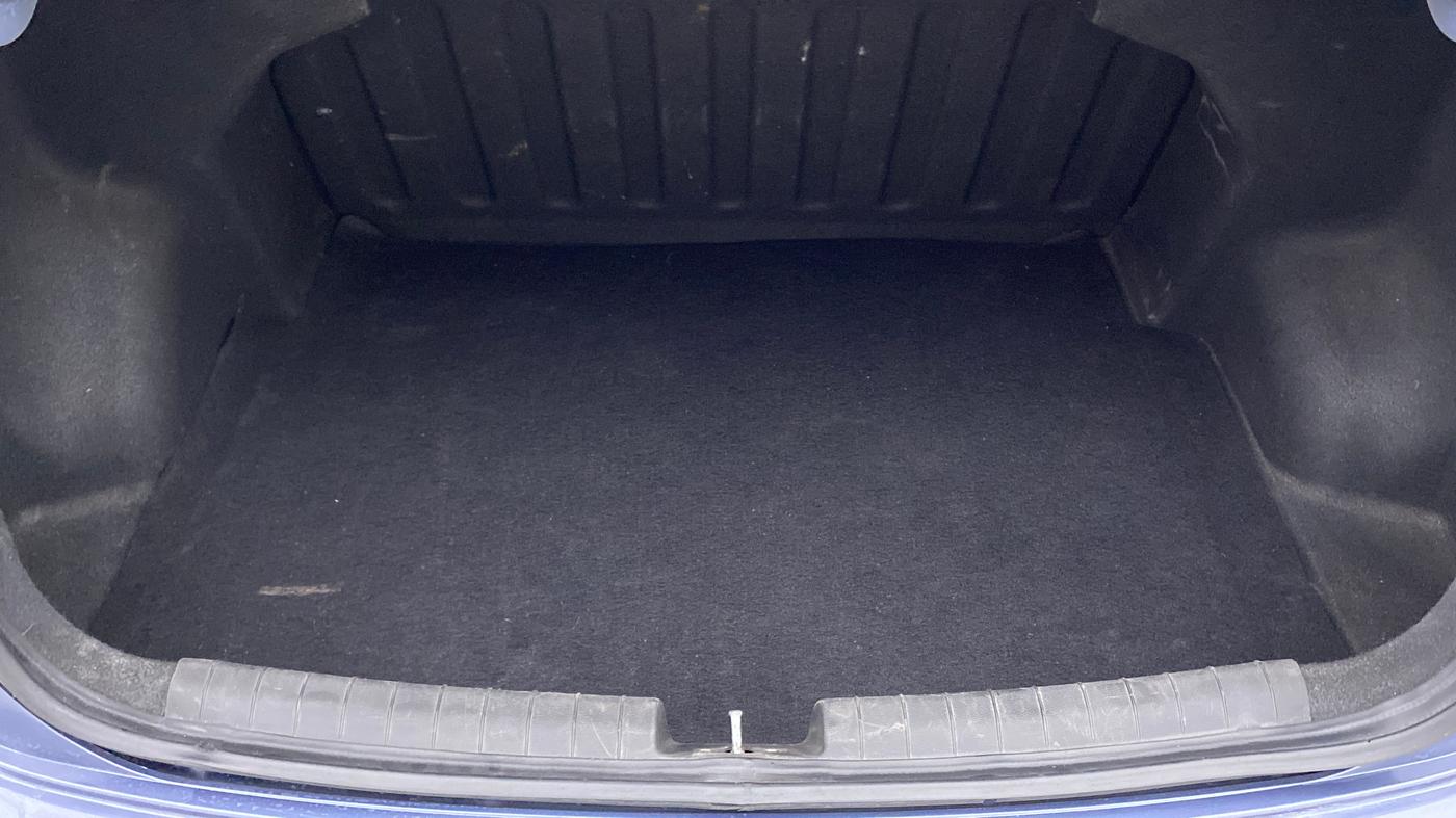 2014 Hyundai Xcent SX AT 1.2 (O), Petrol, Automatic, 40,254 km, Boot Inside