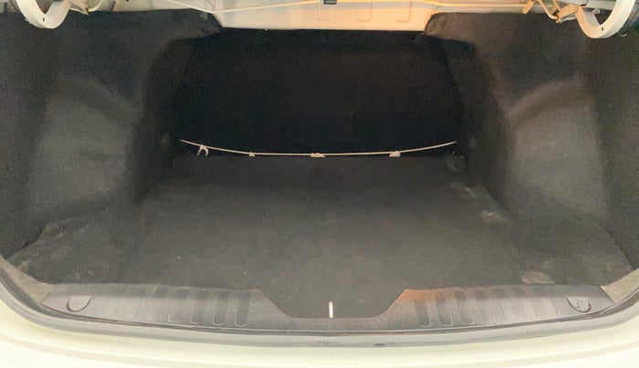 2024 Maruti Ciaz ZETA 1.5 SHVS MT PETROL, Petrol, Manual, 37,070 km, Boot Inside