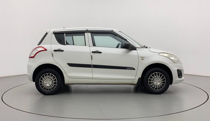 2015 Maruti Swift LXI, Petrol, Manual, 43,471 km, Right Side View