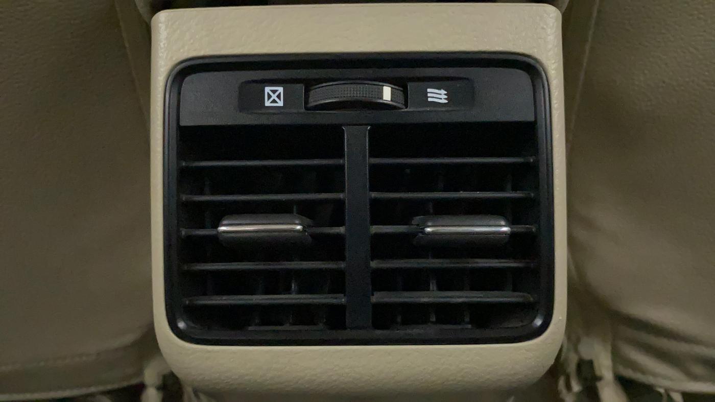 2018 Maruti Ciaz DELTA 1.4 MT PETROL, Petrol, Manual, 89,128 km, Rear AC Vents