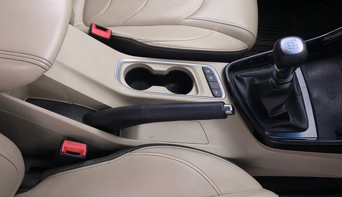 2021 MG HECTOR SHARP HYBRID 1.5 PETROL, Petrol, Manual, 56,406 km, Gear Lever