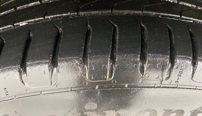 2021 MG HECTOR SHARP HYBRID 1.5 PETROL, Petrol, Manual, 56,406 km, Left Front Tyre Tread