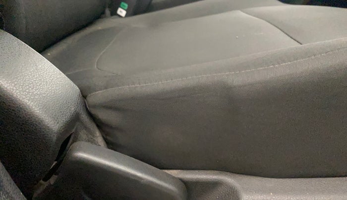 2022 Renault Kwid RXT 1.0 AMT, Petrol, Automatic, 15,747 km, Driver Side Adjustment Panel