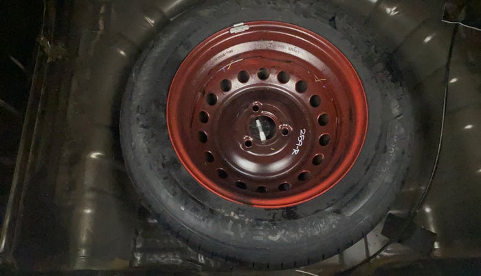 2022 Renault Kwid RXT 1.0 AMT, Petrol, Automatic, 15,747 km, Spare Tyre