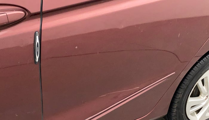 2017 Honda Jazz 1.2L I-VTEC V, Petrol, Manual, 1,01,402 km, Rear left door - Slightly dented
