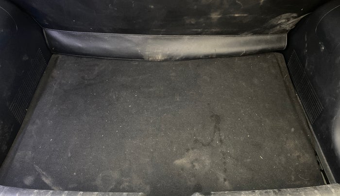 2022 KIA SONET HTX 1.5 AT, Diesel, Automatic, 62,778 km, Boot Inside