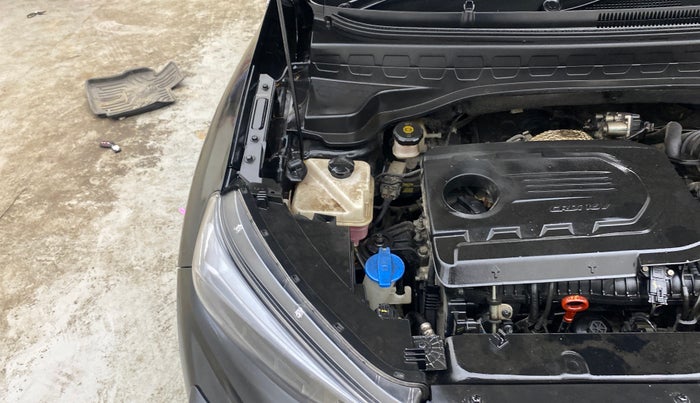 2022 KIA SONET HTX 1.5 AT, Diesel, Automatic, 62,778 km, Engine View - Right