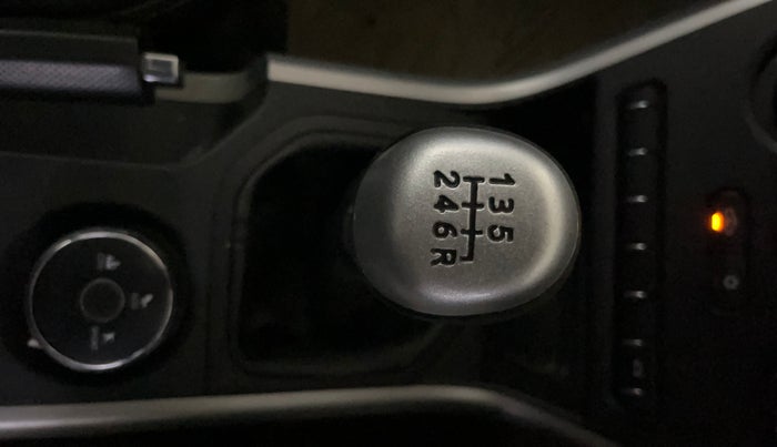 2019 Tata NEXON XM PETROL, Petrol, Manual, 68,556 km, Gear Lever