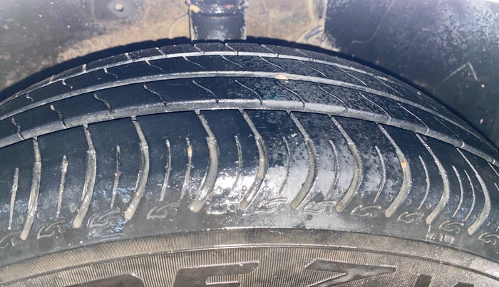 2024 Maruti New Wagon-R ZXI 1.2 AMT, Petrol, Automatic, 38,500 km, Right Front Tyre Tread