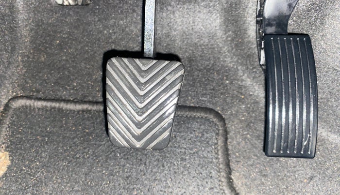 2022 Hyundai VENUE S (O) 1.0 TURBO IMT, Petrol, Manual, 19,024 km, Pedals