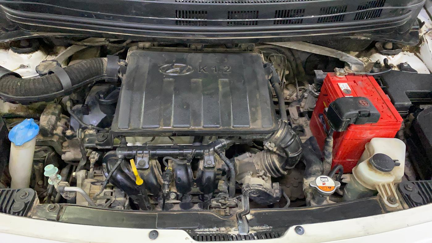 2015 Hyundai Grand i10 ASTA (O) 1.2 KAPPA VTVT, Petrol, Manual, 46,142 km, Engine View