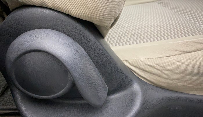 2015 Nissan Micra Active XL, Petrol, Manual, 84,913 km, Driver Side Adjustment Panel