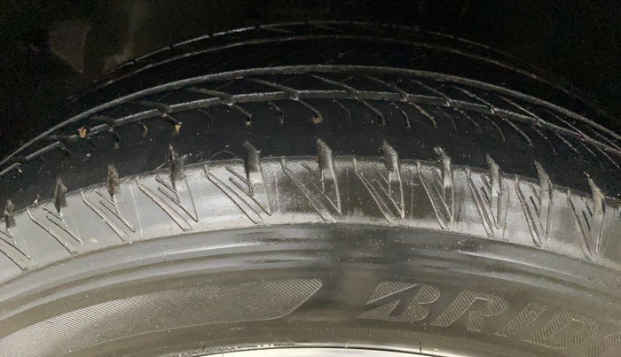 2023 Tata Safari XZA PLUS, Diesel, Automatic, 50,765 km, Left Front Tyre Tread