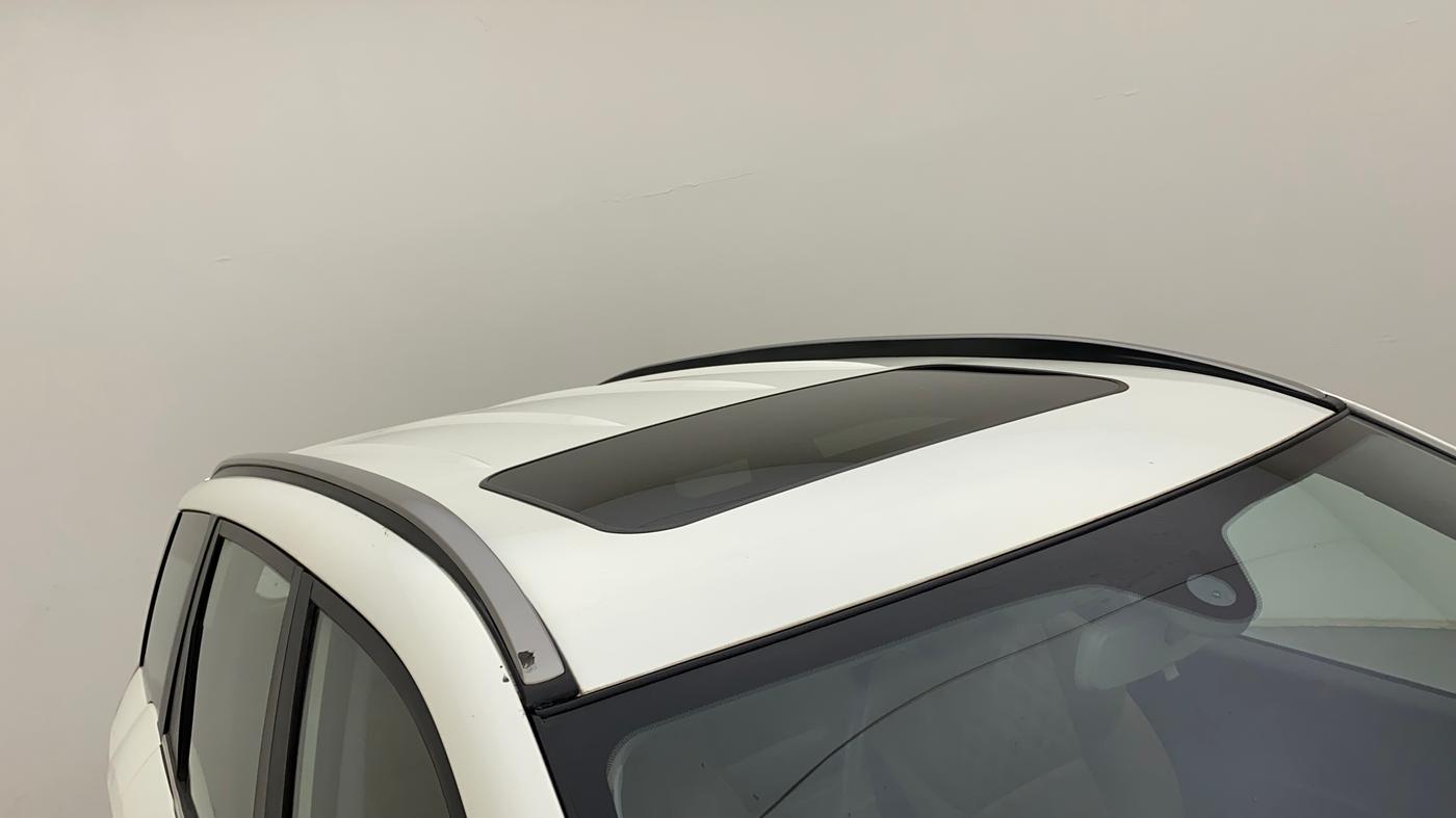 2019 Mahindra XUV500 W11 AT, Diesel, Automatic, 27,869 km, Roof