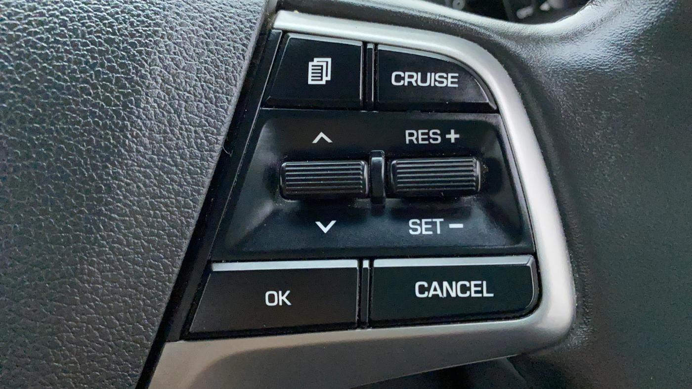 2017 Hyundai New Elantra 2.0 SX (O) AT, Petrol, Automatic, 83,832 km, Adaptive Cruise Control