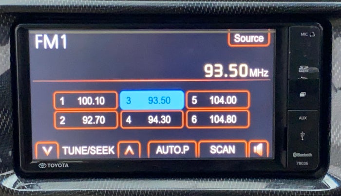 2016 Toyota Corolla Altis G, Petrol, Manual, 78,087 km, Infotainment System
