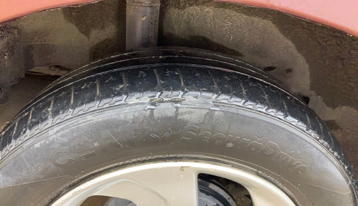 2015 Honda City 1.5L I-DTEC V, Diesel, Manual, 1,06,188 km, Right Rear Tyre Tread