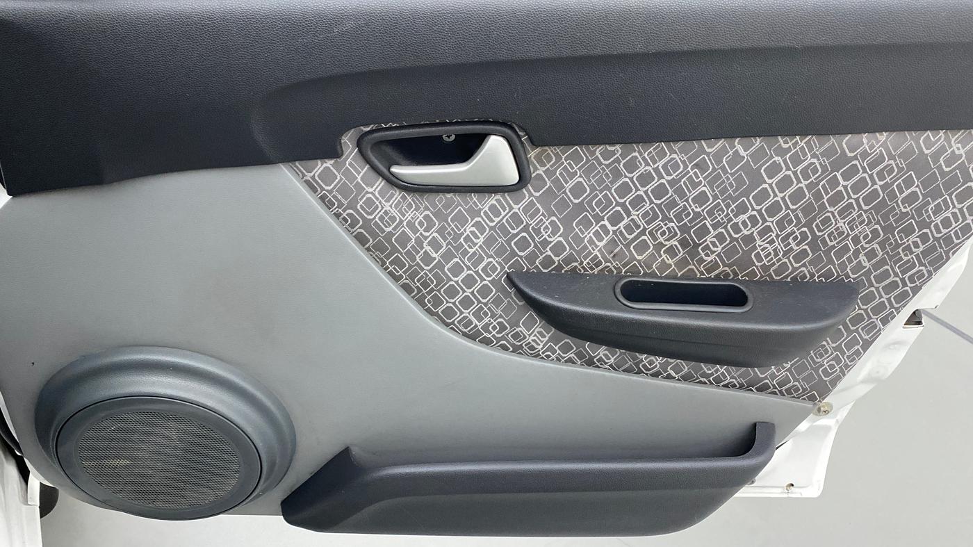 2018 Maruti Alto 800 LXI, Petrol, Manual, 52,806 km, Driver Side Door Panels Control