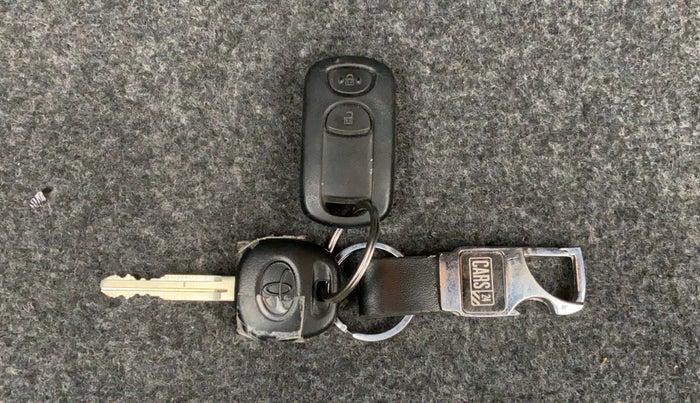 2012 Toyota Etios V, Petrol, Manual, 60,830 km, Key Close Up