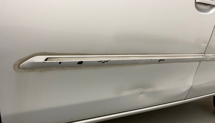 2012 Toyota Etios V, Petrol, Manual, 60,830 km, Front passenger door - Slightly dented