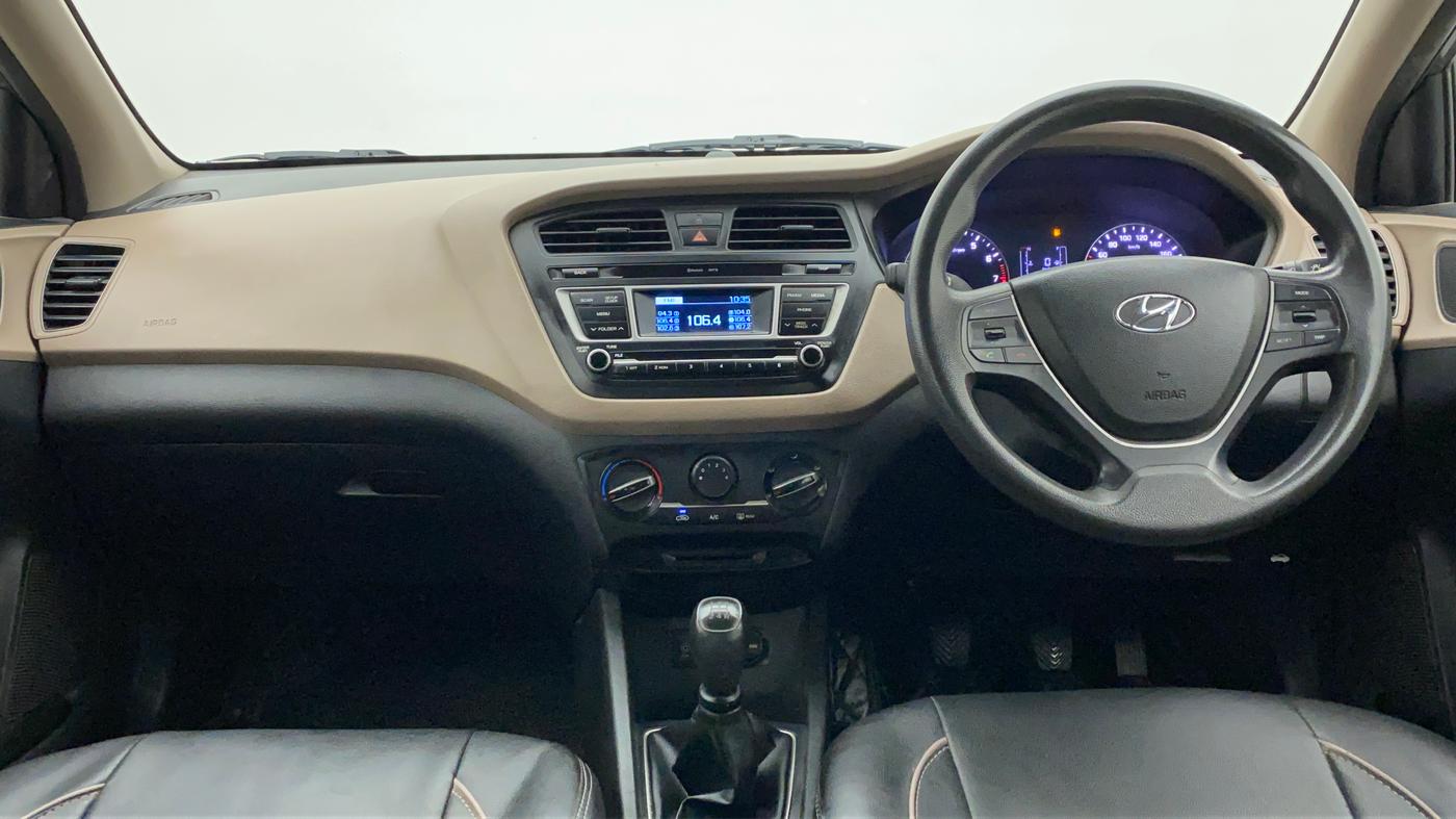2017 Hyundai Elite i20 SPORTZ 1.2, Petrol, Manual, 82,374 km, Dashboard