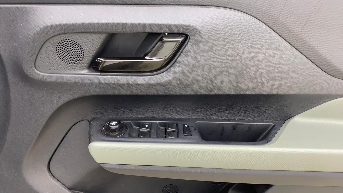 2025 Tata PUNCH Adventure Plus iCNG, CNG, Manual, 12,203 km, Driver Side Door Panels Control