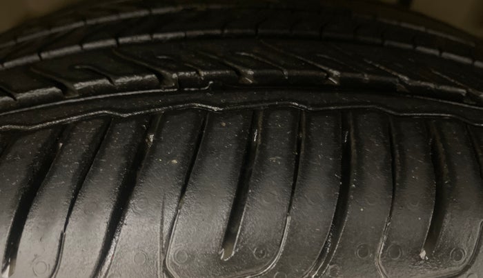 2020 Ford Ecosport TITANIUM + 1.5L PETROL AT, Petrol, Automatic, 52,029 km, Right Front Tyre Tread