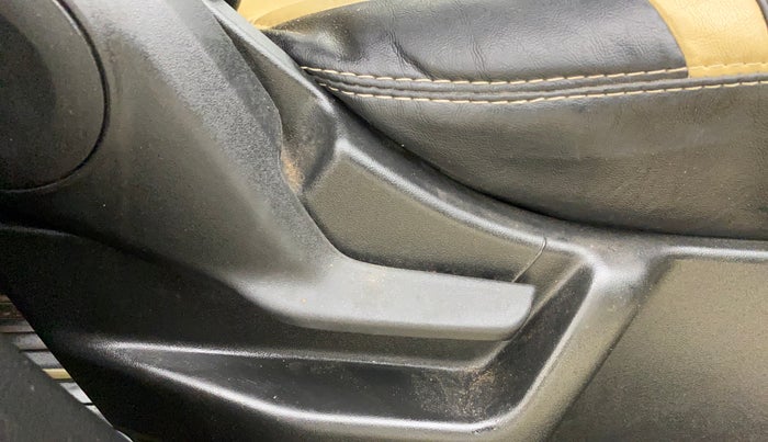 2021 Maruti New Wagon-R VXI 1.0, Petrol, Manual, 39,898 km, Driver Side Adjustment Panel