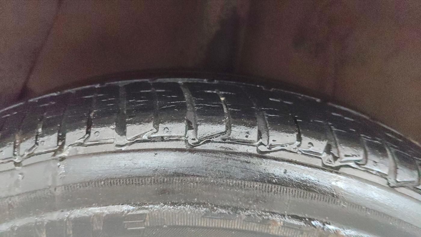 2014 Hyundai Xcent SX 1.2 (O), Petrol, Manual, 53,829 km, Right Rear Tyre Tread