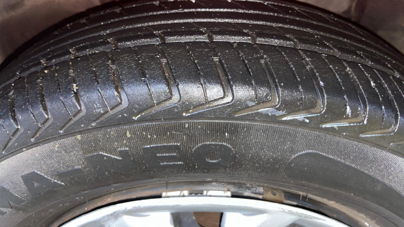 2019 Datsun Redi Go S, Petrol, Manual, 39,111 km, Left Front Tyre Tread