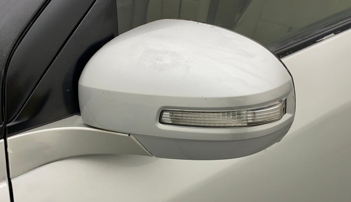 2015 Maruti Swift Dzire VXI, Petrol, Manual, 65,251 km, Left rear-view mirror - Indicator light not working