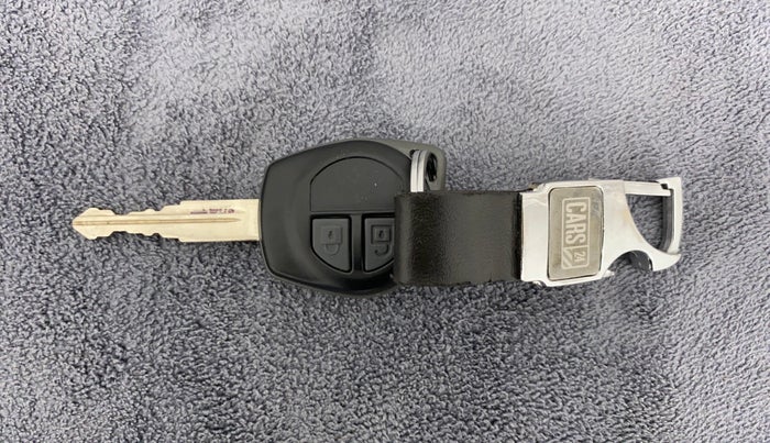 2015 Maruti Swift Dzire VXI, Petrol, Manual, 65,251 km, Key Close Up
