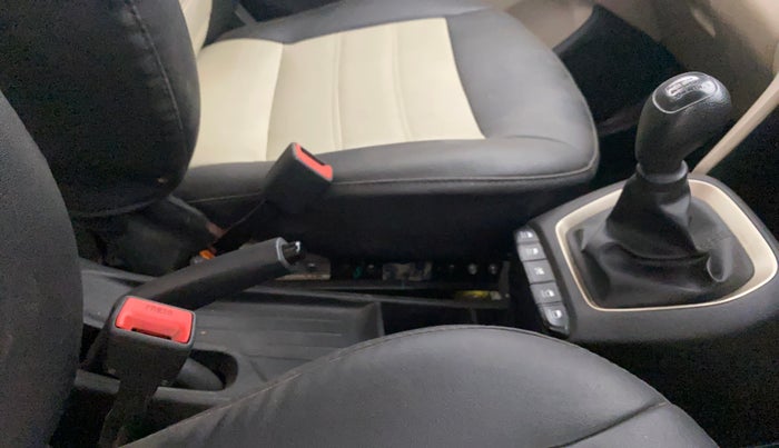 2019 Hyundai NEW SANTRO SPORTZ CNG, CNG, Manual, 63,383 km, Gear Lever