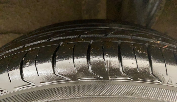 2019 Hyundai NEW SANTRO SPORTZ CNG, CNG, Manual, 63,383 km, Left Rear Tyre Tread