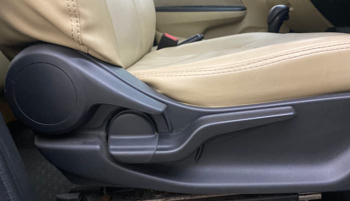 2020 Honda Amaze 1.2L I-VTEC S CVT, Petrol, Automatic, 39,877 km, Driver Side Adjustment Panel