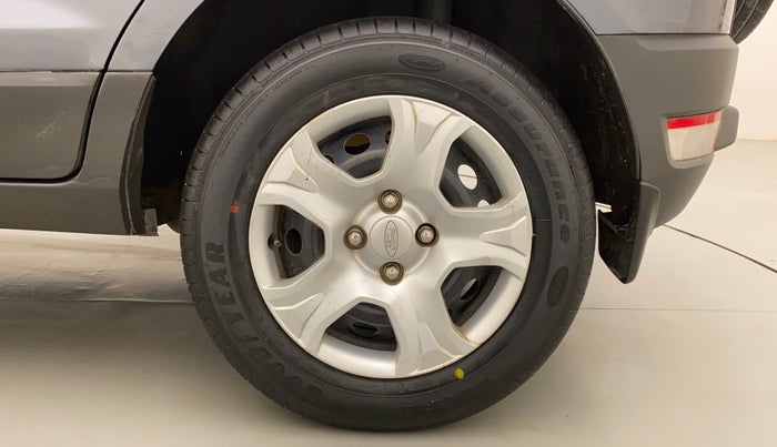 2014 Ford Ecosport TREND 1.5L DIESEL, Diesel, Manual, 1,16,584 km, Left Rear Wheel