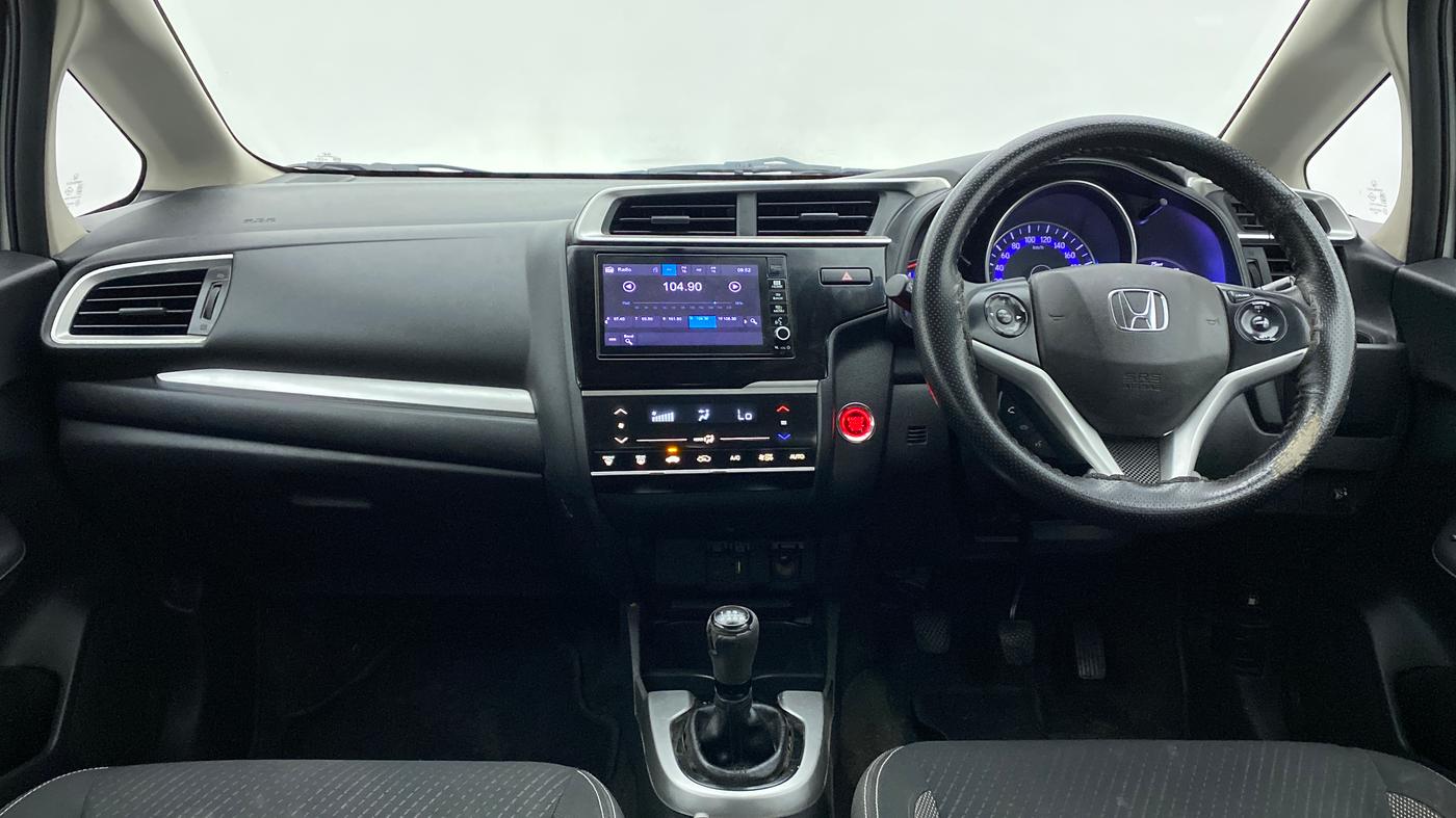 2017 Honda WR-V 1.5L I-DTEC VX MT, Diesel, Manual, 1,04,889 km, Dashboard