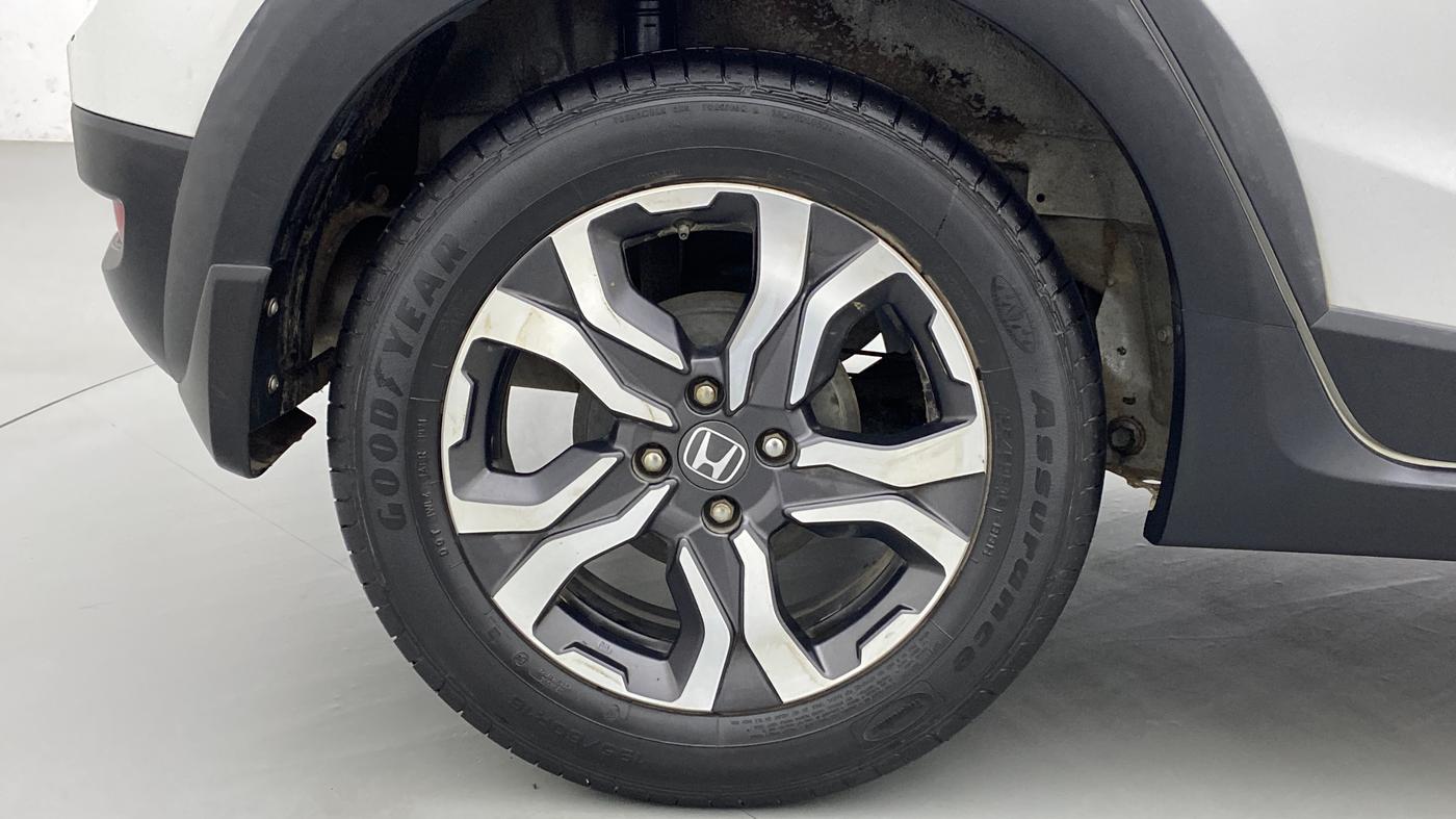 2017 Honda WR-V 1.5L I-DTEC VX MT, Diesel, Manual, 1,04,889 km, Right Rear Wheel