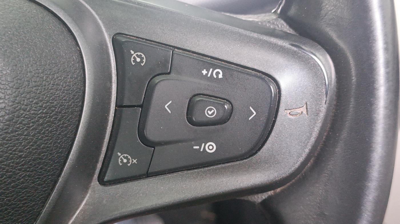 2022 Tata ALTROZ XZ PLUS DIESEL, Diesel, Manual, 45,909 km, Adaptive Cruise Control