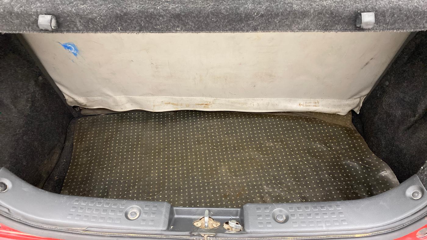 2011 Maruti Swift VXI, Petrol, Manual, 83,466 km, Boot Inside