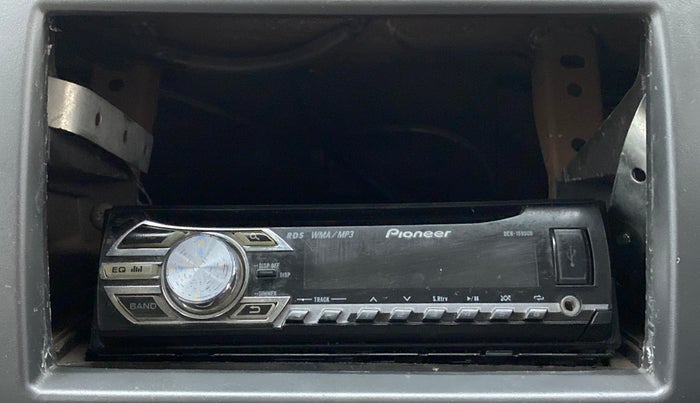2011 Maruti Swift VXI, Petrol, Manual, 83,466 km, Infotainment System