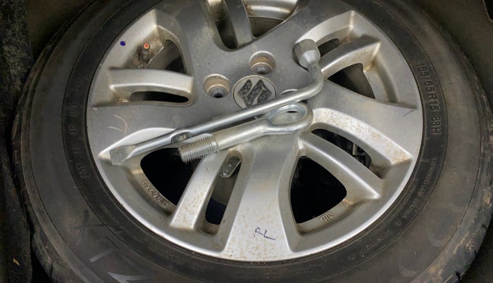 2012 Maruti Swift Dzire ZDI, Diesel, Manual, 1,03,278 km, Spare Tyre