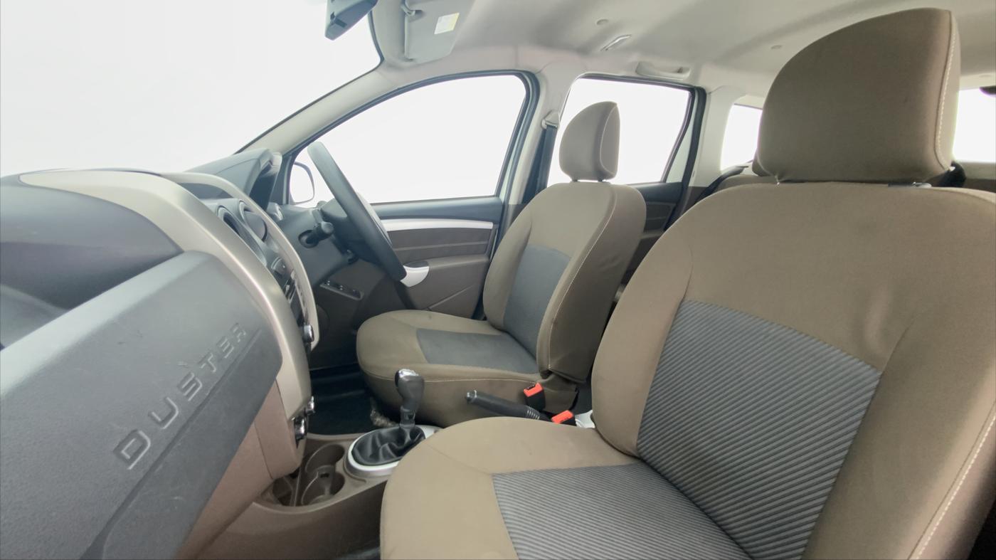 2016 Renault Duster RXL AMT 110 PS, Diesel, Automatic, 88,089 km, Right Side Front Door Cabin