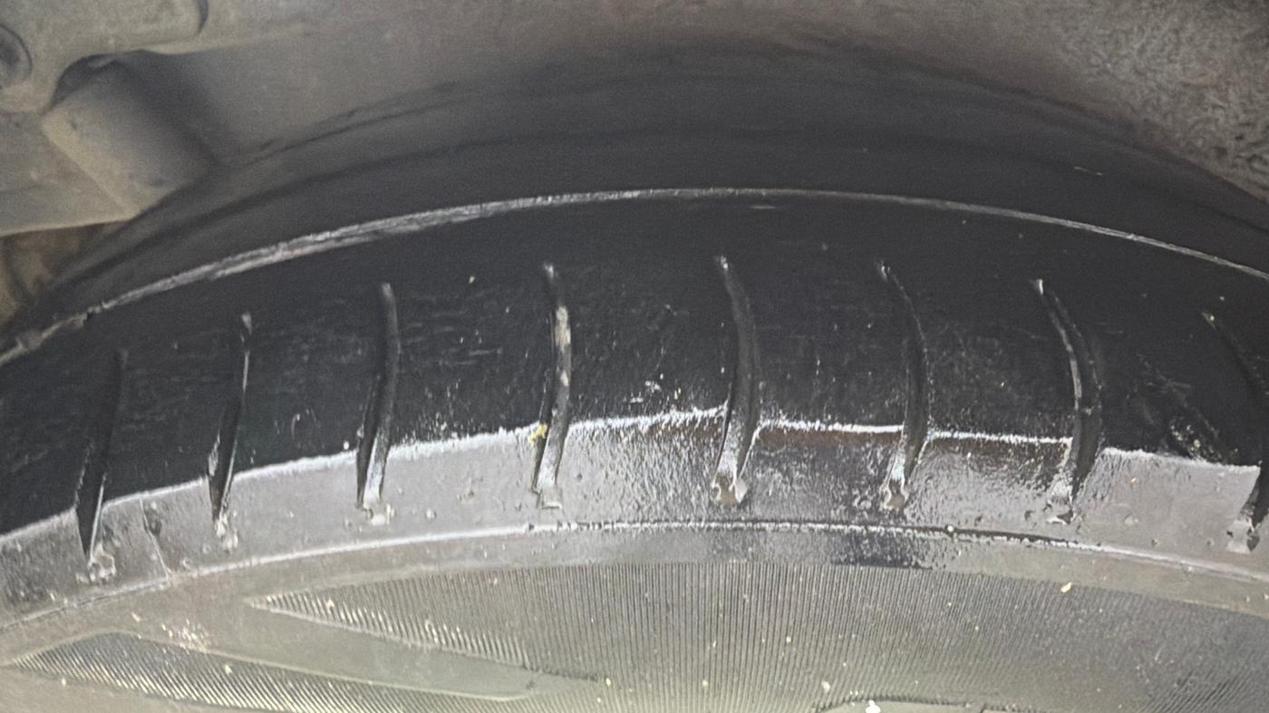 2013 Maruti Wagon R 1.0 VXI, CNG, Manual, 75,483 km, Right Rear Tyre Tread