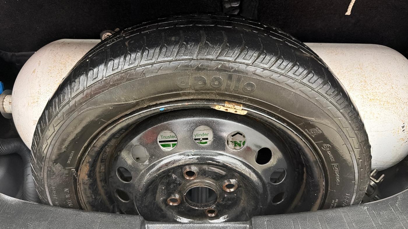 2013 Maruti Wagon R 1.0 VXI, CNG, Manual, 75,483 km, Spare Tyre