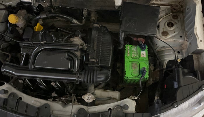 2017 Renault Kwid RXT 1.0 (O), Petrol, Manual, 32,177 km, Engine View - Left